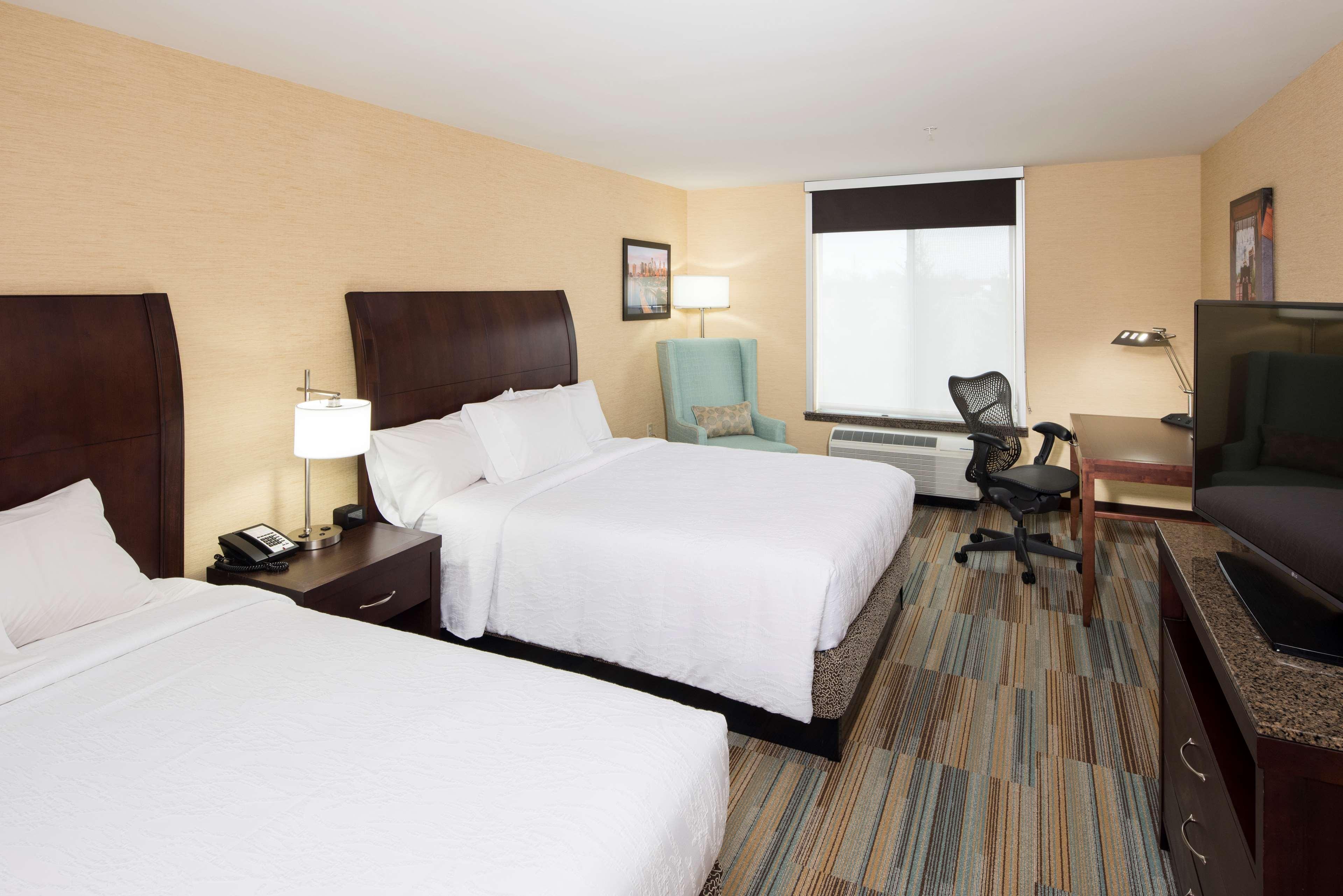 Hilton Garden Inn Mount Holly/Westampton Екстериор снимка
