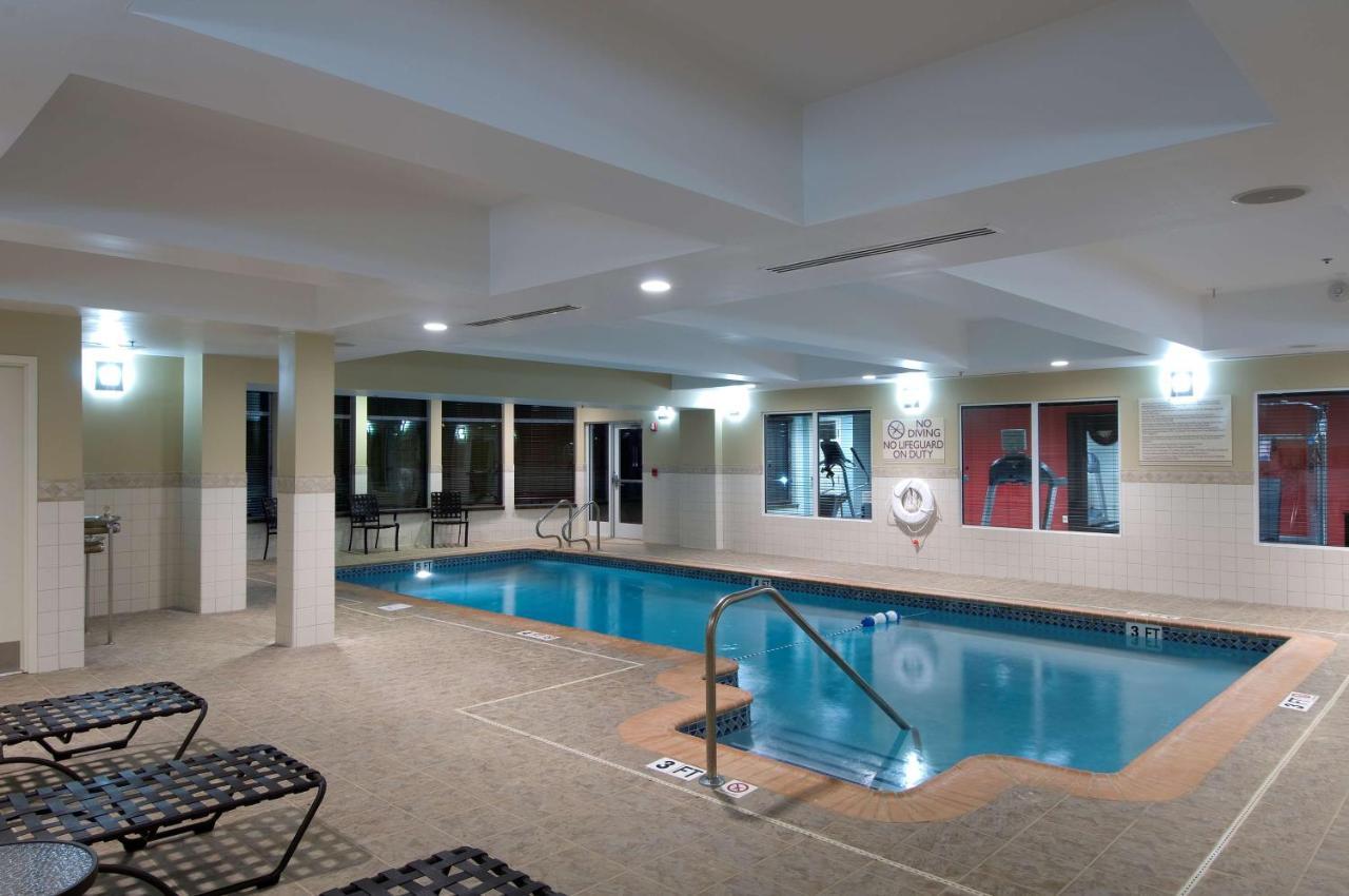 Hilton Garden Inn Mount Holly/Westampton Екстериор снимка