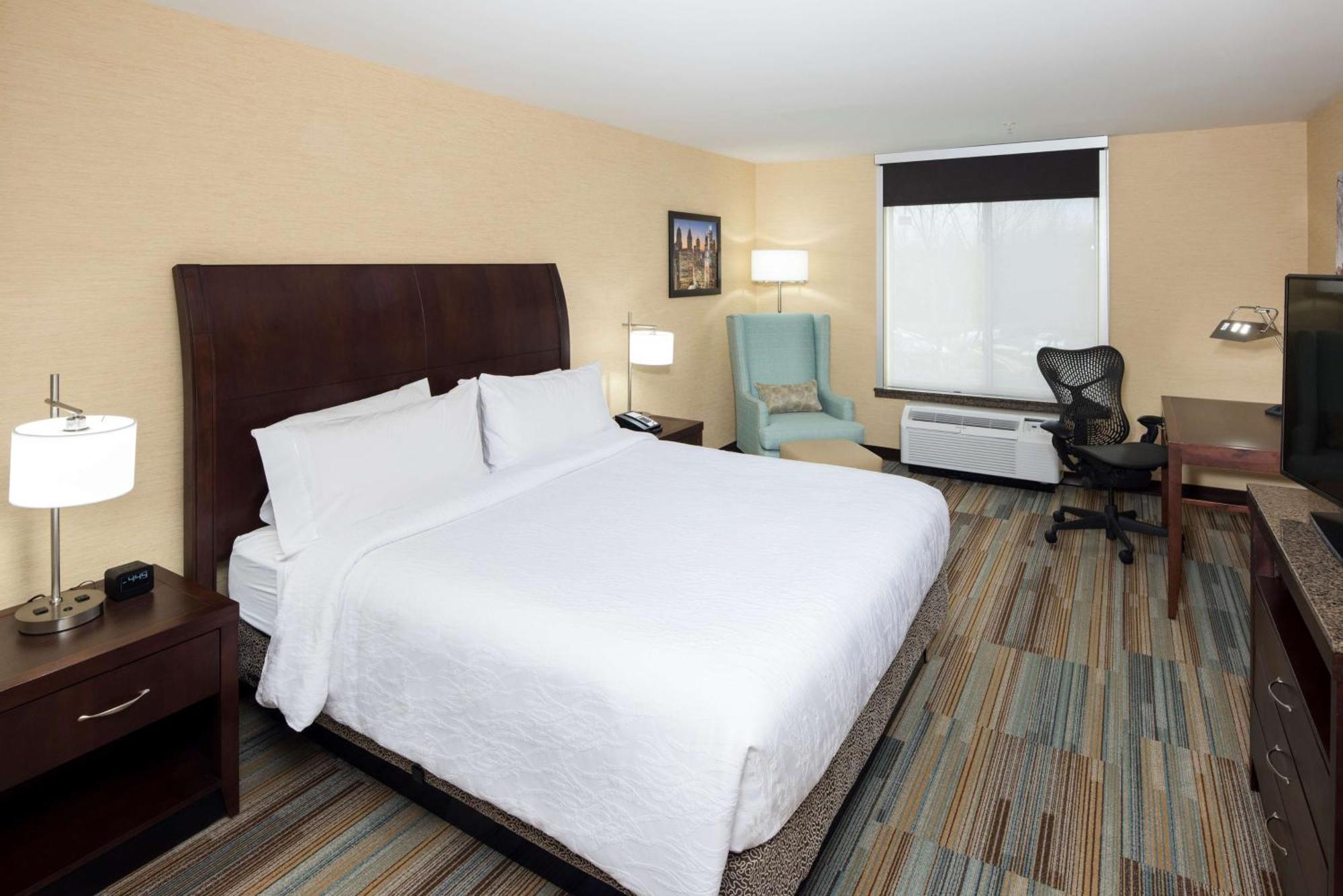 Hilton Garden Inn Mount Holly/Westampton Екстериор снимка
