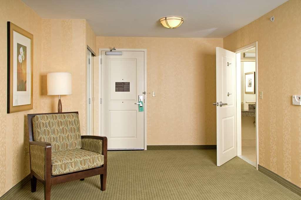 Hilton Garden Inn Mount Holly/Westampton Стая снимка