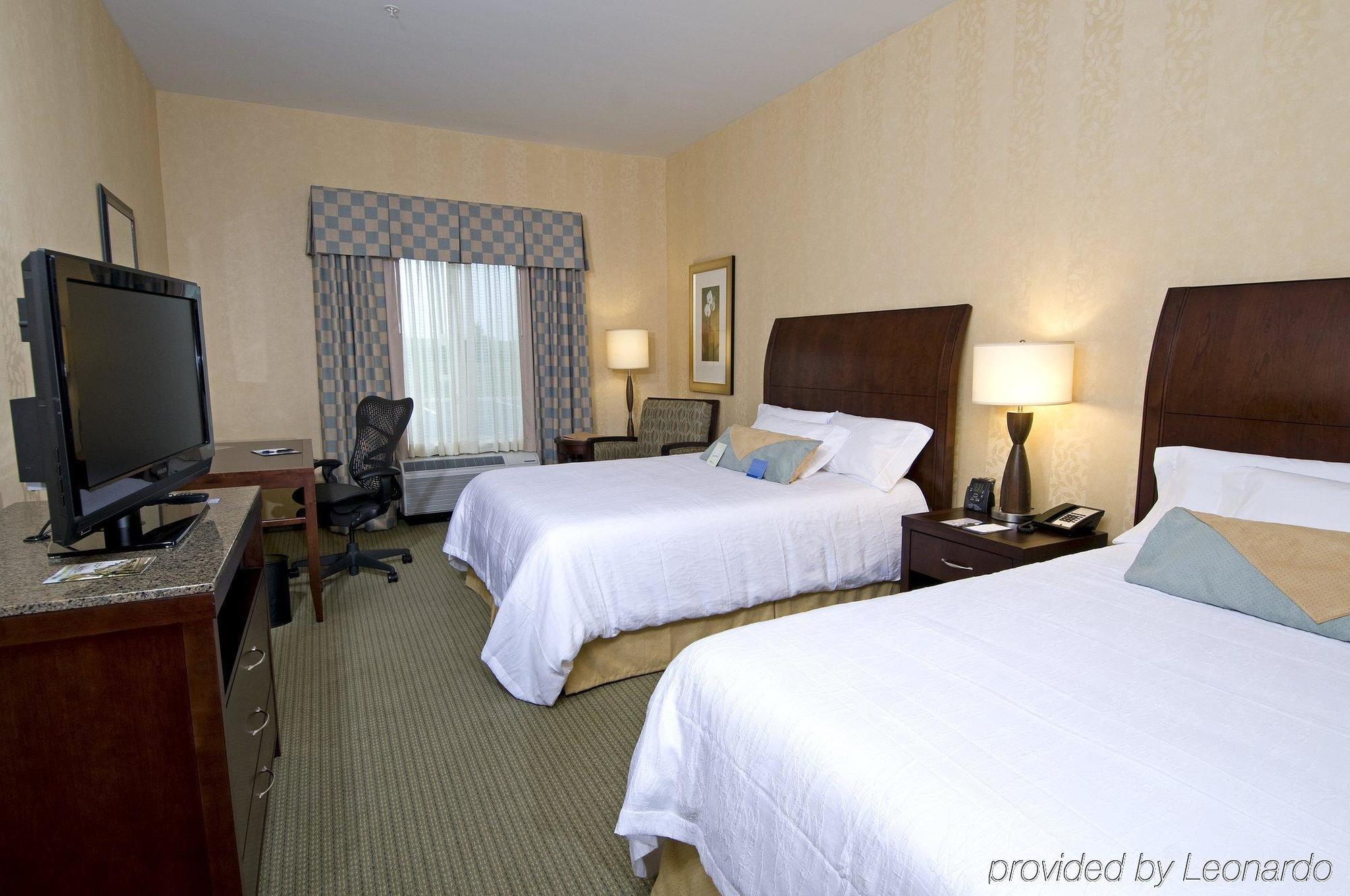Hilton Garden Inn Mount Holly/Westampton Стая снимка